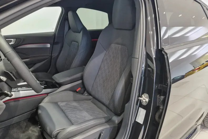 Audi A5 din 2025 cu 5.000 km - oferta AUD129667 - foto 11