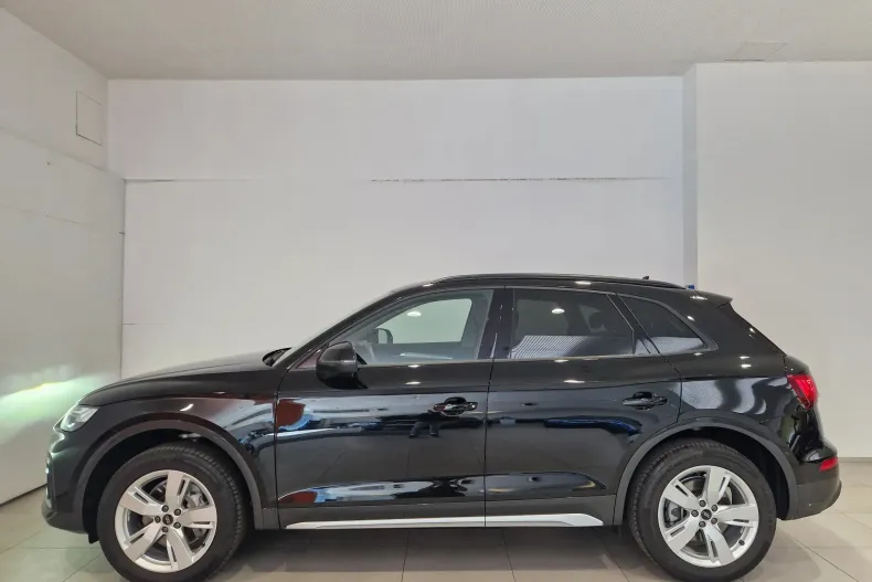 Audi Q5 din 2023 cu 12.729 km - oferta AUD129670 - foto 2