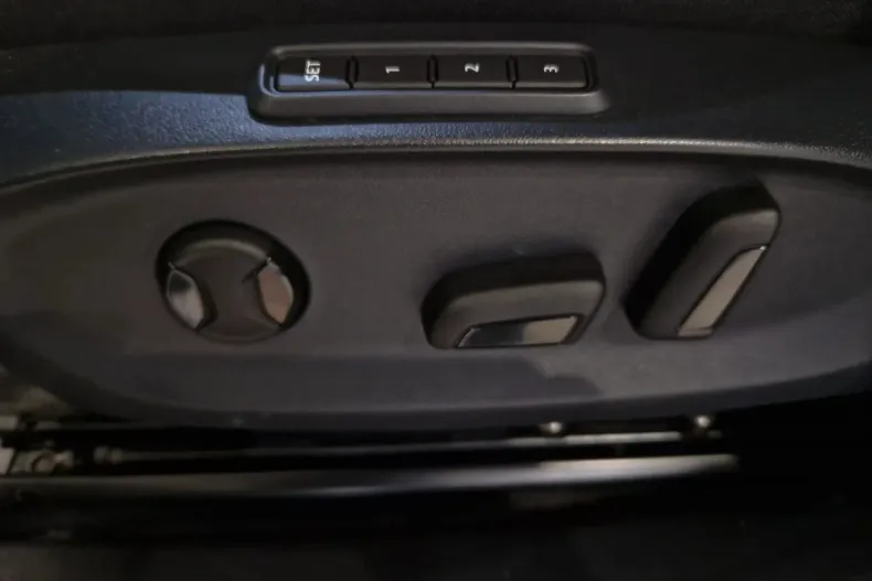 Cupra Tavascan din 2025 cu 5.000 km - oferta CUP129671 - foto 16