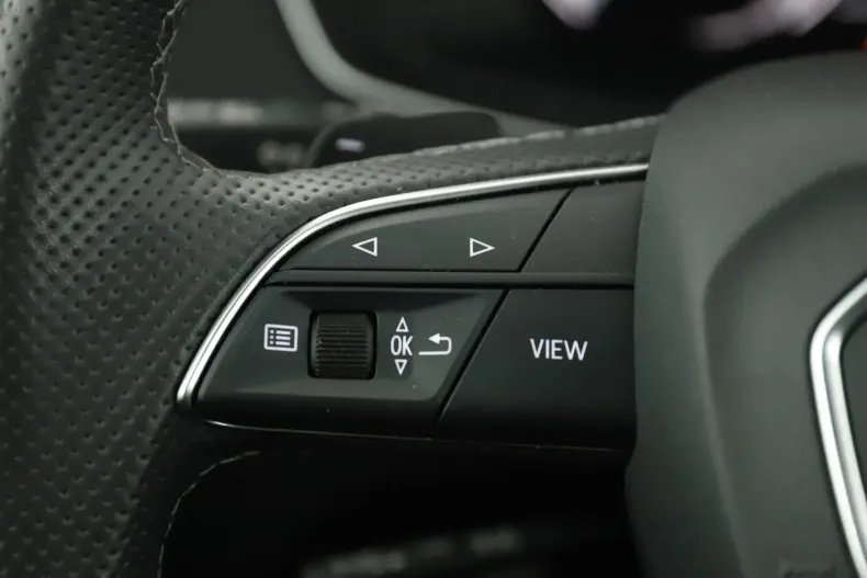 Audi Q5 din 2022 cu 48.181 km - oferta AUD129675 - foto 19