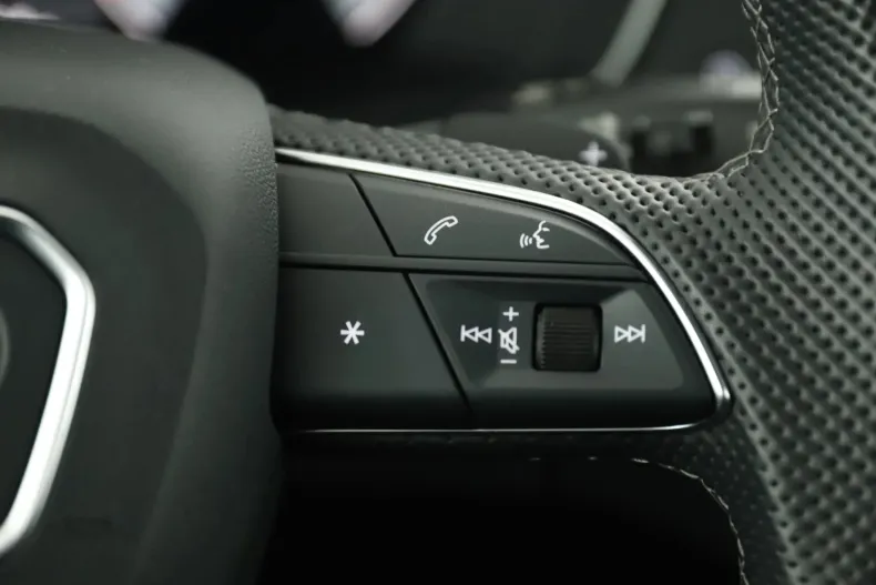 Audi Q5 din 2022 cu 48.181 km - oferta AUD129675 - foto 20