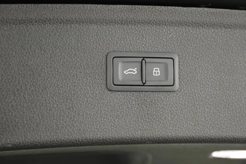 Audi Q5 din 2022 cu 48.181 km - oferta AUD129675 - foto 26