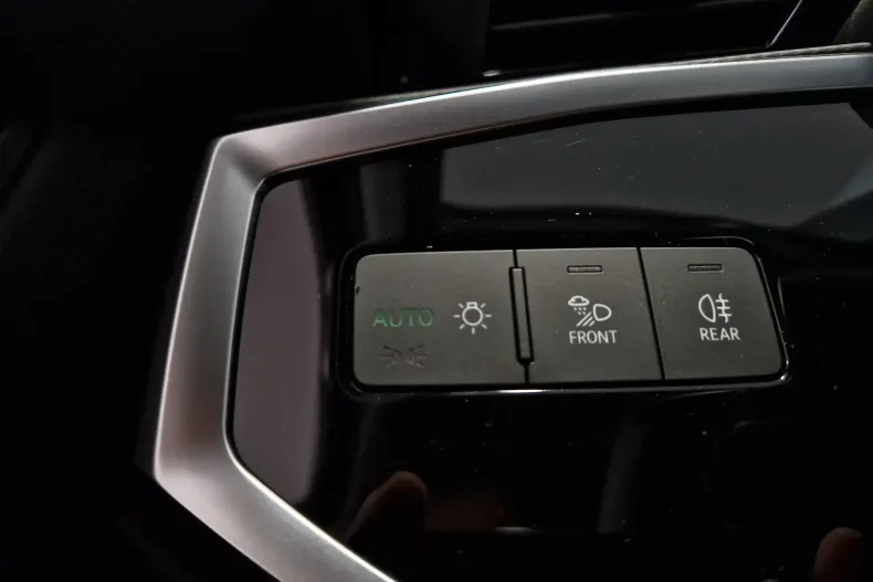 Audi Q3 din 2024 cu 26.297 km - oferta AUD129676 - foto 17