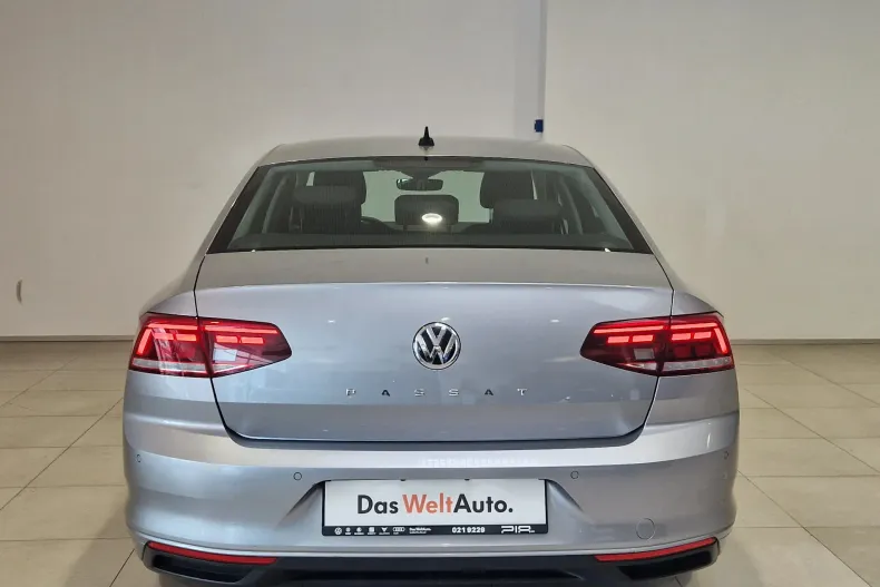 Volkswagen Passat din 2020 cu 45.887 km - oferta VOL129677 - foto 8