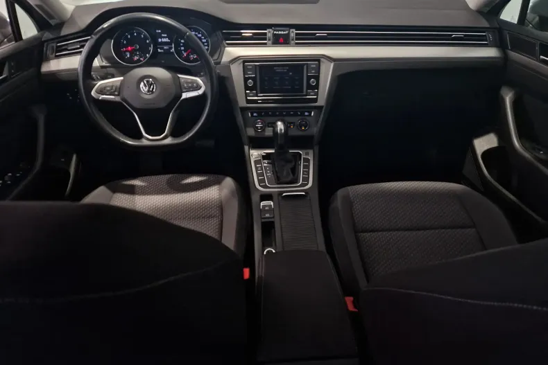 Volkswagen Passat din 2020 cu 45.887 km - oferta VOL129677 - foto 12