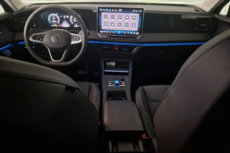 Volkswagen Tiguan din 2025 cu 5.000 km - oferta VOL129678 - foto 12