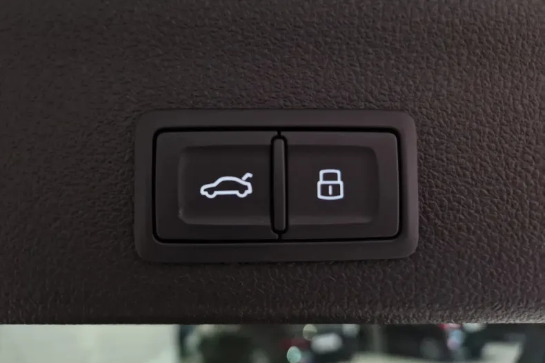 Audi RS6 din 2025 cu 5.000 km - oferta AUD129679 - foto 34