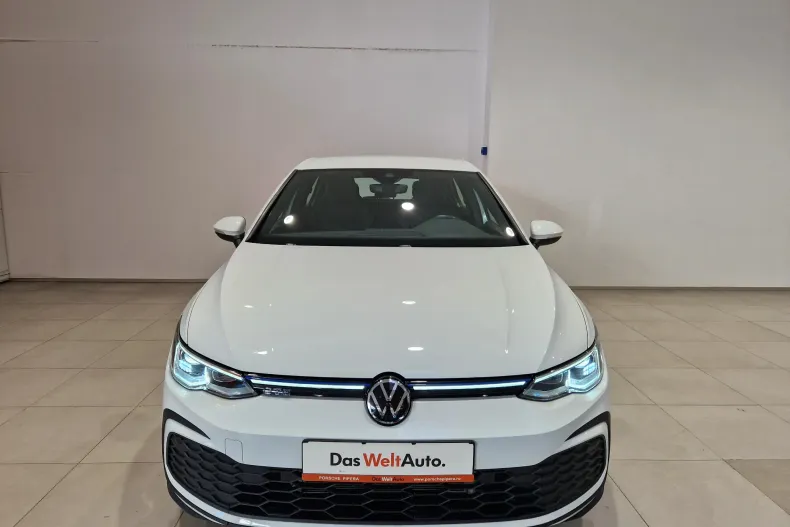 Volkswagen Golf din 2021 cu 45.748 km - oferta VOL129680 - foto 4