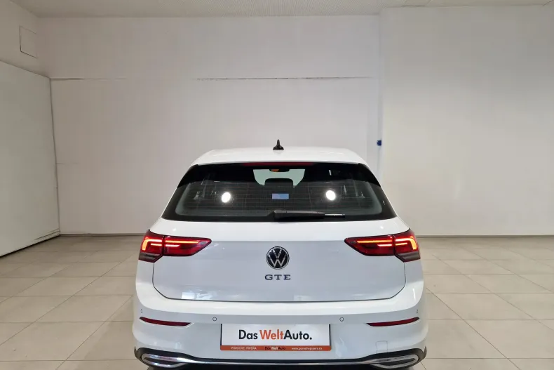 Volkswagen Golf din 2021 cu 45.748 km - oferta VOL129680 - foto 8