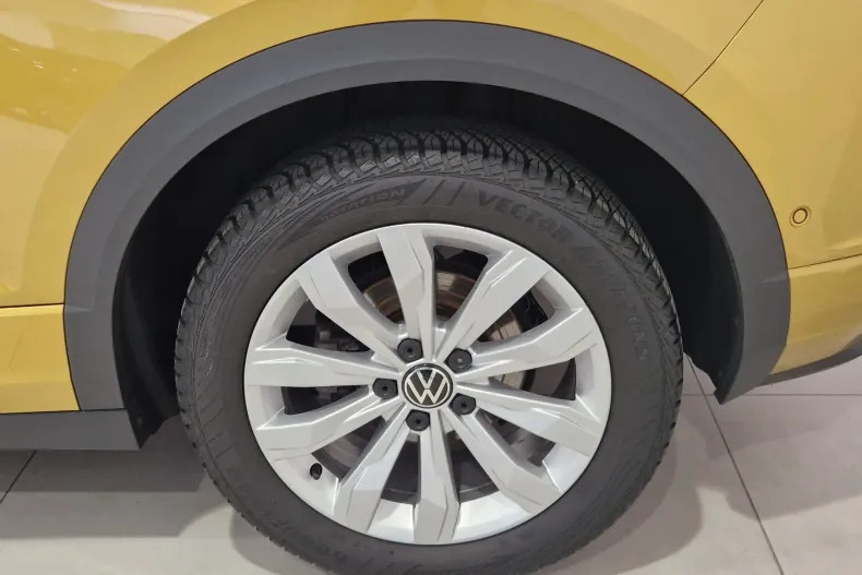Volkswagen T-Roc din 2021 cu 38.262 km - oferta VOL129684 - foto 10