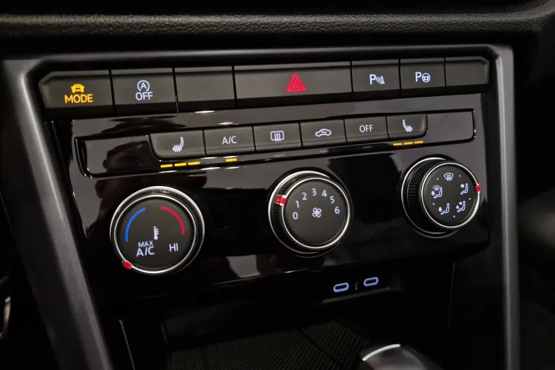 Volkswagen T-Roc din 2021 cu 38.262 km - oferta VOL129684 - foto 23