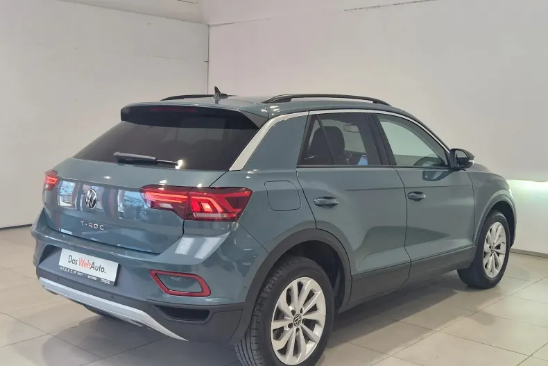 Volkswagen T-Roc din 2025 cu 5.000 km - oferta VOL129686 - foto 7