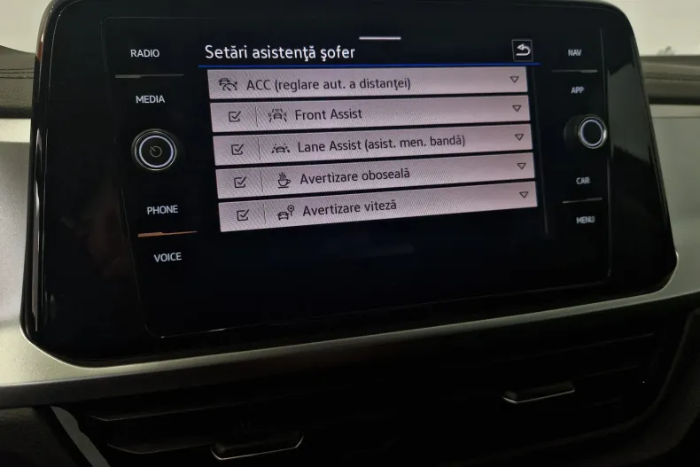 Volkswagen T-Roc din 2025 cu 5.000 km - oferta VOL129686 - foto 21