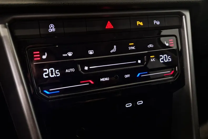 Volkswagen T-Roc din 2025 cu 5.000 km - oferta VOL129686 - foto 23