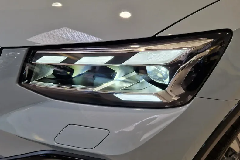 Audi Q2 din 2025 cu 5.000 km - oferta AUD129687 - foto 9