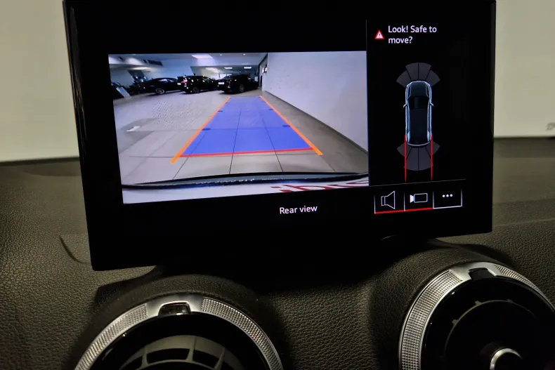 Audi Q2 din 2025 cu 5.000 km - oferta AUD129687 - foto 26