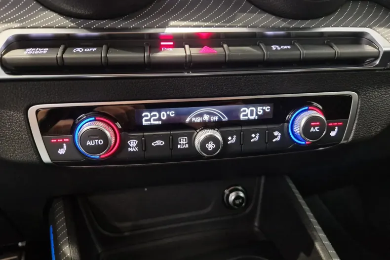 Audi Q2 din 2025 cu 5.000 km - oferta AUD129687 - foto 27