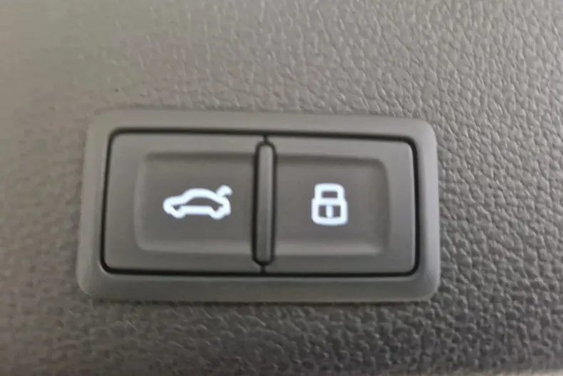 Audi Q2 din 2025 cu 5.000 km - oferta AUD129687 - foto 29