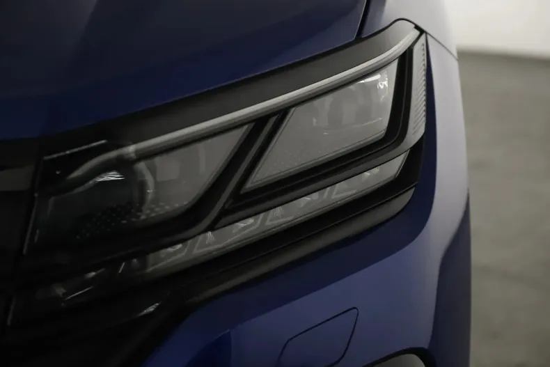 Volkswagen Touareg din 2021 cu 54.585 km - oferta VOL129691 - foto 9