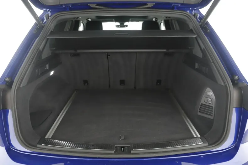 Volkswagen Touareg din 2021 cu 54.585 km - oferta VOL129691 - foto 26