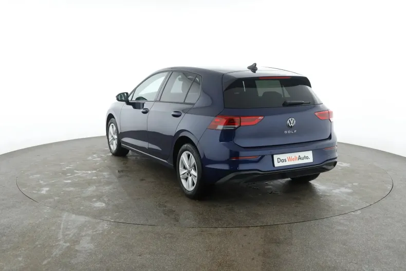 Volkswagen Golf din 2023 cu 21.108 km - oferta VOL129695 - foto 3