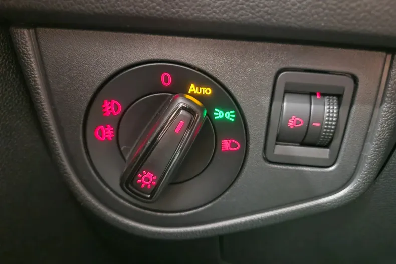 Volkswagen Polo din 2020 cu 31.632 km - oferta VOL129696 - foto 16