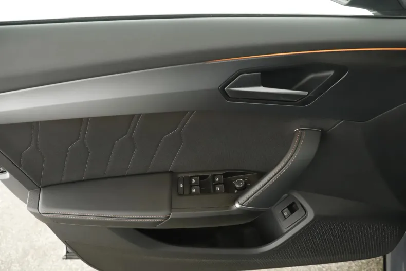 Cupra Formentor din 2021 cu 44.233 km - oferta CUP129700 - foto 24