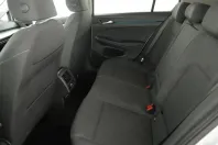 Volkswagen Golf din 2023 cu 52.077 km - oferta VOL129701 - foto 13