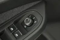 Volkswagen Golf din 2023 cu 52.077 km - oferta VOL129701 - foto 25