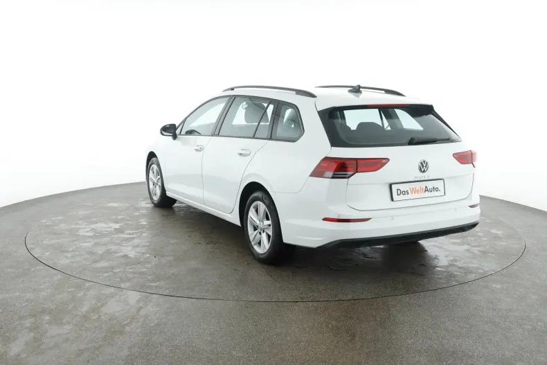 Volkswagen Golf din 2021 cu 47.424 km - oferta VOL129703 - foto 3