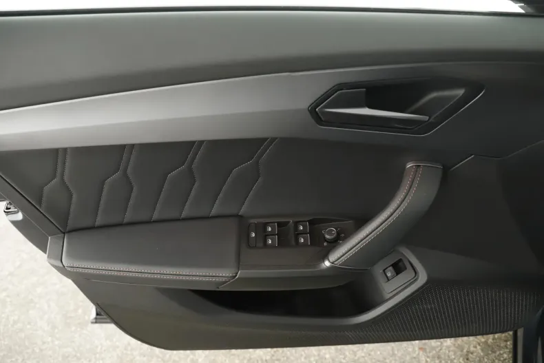 Cupra Formentor din 2022 cu 25.585 km - oferta CUP129704 - foto 24