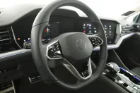 Volkswagen Touareg din 2023 cu 46.907 km - oferta VOL129717 - foto 14