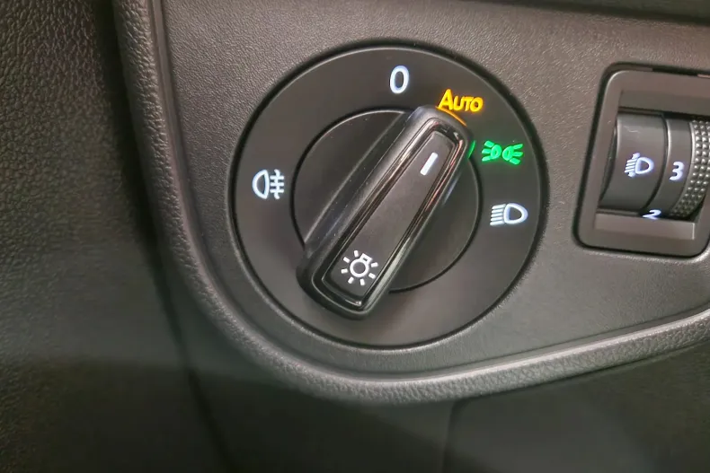 Volkswagen Taigo din 2021 cu 15.589 km - oferta VOL129718 - foto 16