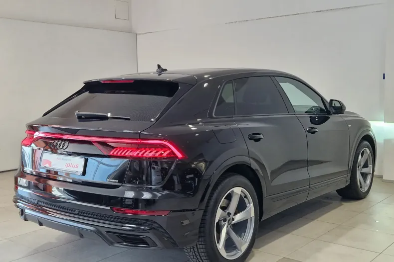Audi Q8 din 2024 cu 15.631 km - oferta AUD129730 - foto 7