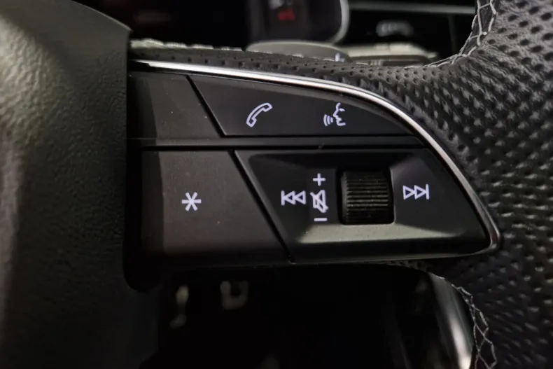 Audi Q8 din 2024 cu 15.631 km - oferta AUD129730 - foto 22