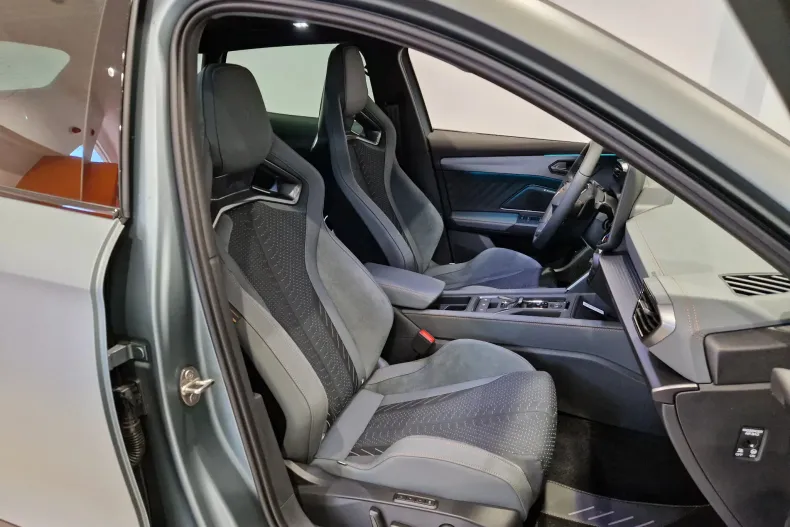 Cupra Formentor din 2025 cu 5.000 km - oferta CUP129732 - foto 12