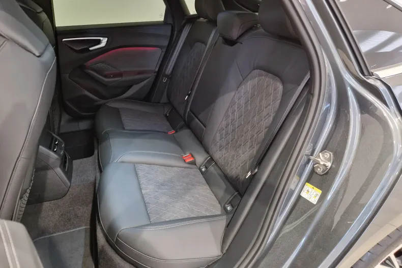 Audi A5 din 2025 cu 5.000 km - oferta AUD129733 - foto 14