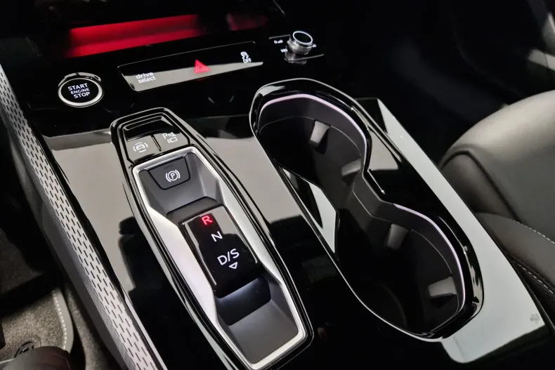 Audi A5 din 2025 cu 5.000 km - oferta AUD129733 - foto 30