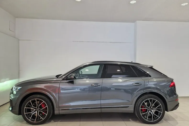 Audi Q8 din 2024 cu 11.156 km - oferta AUD129736 - foto 2