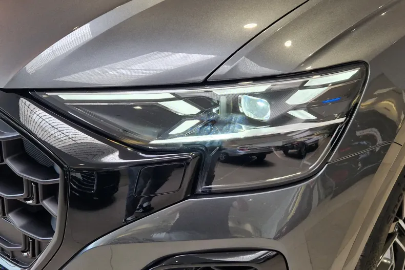 Audi Q8 din 2024 cu 11.156 km - oferta AUD129736 - foto 9