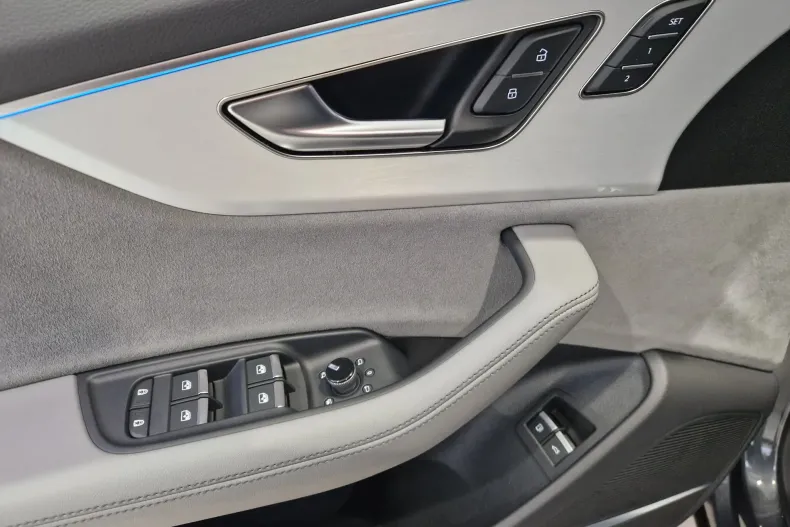 Audi Q8 din 2024 cu 11.156 km - oferta AUD129736 - foto 16