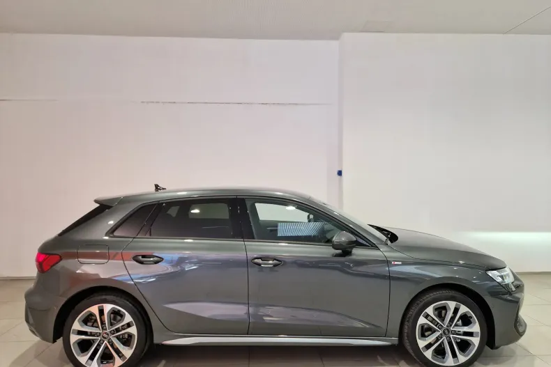 Audi A3 din 2025 cu 5.000 km - oferta AUD129738 - foto 6