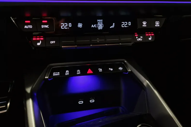 Audi A3 din 2025 cu 5.000 km - oferta AUD129738 - foto 30