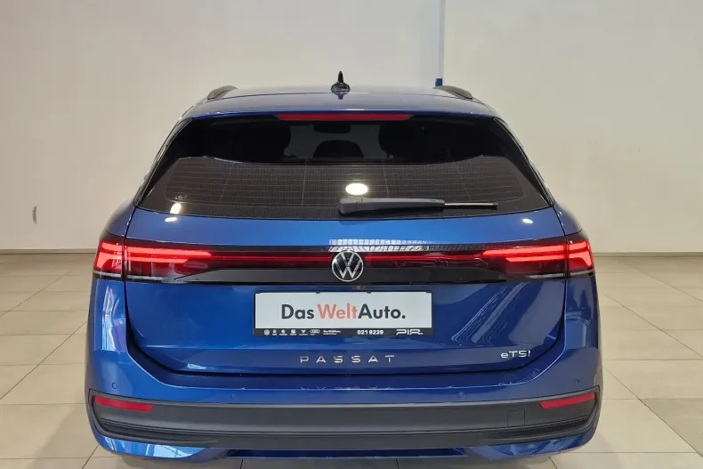 Volkswagen Passat din 2024 cu 10.848 km - oferta VOL129740 - foto 8