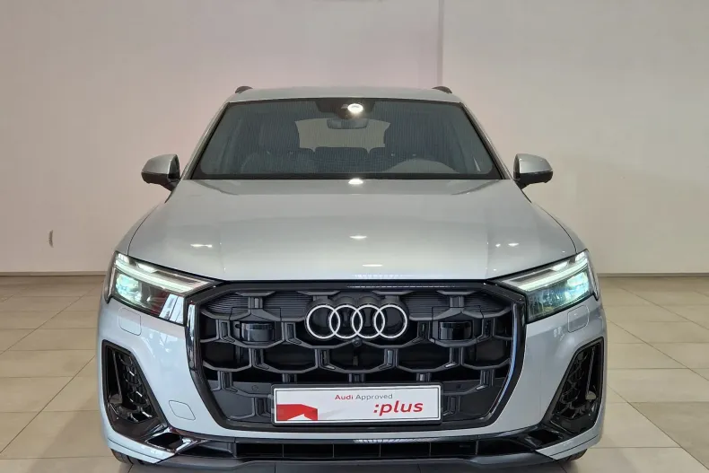 Audi Q7 din 2025 cu 5.000 km - oferta AUD129742 - foto 4