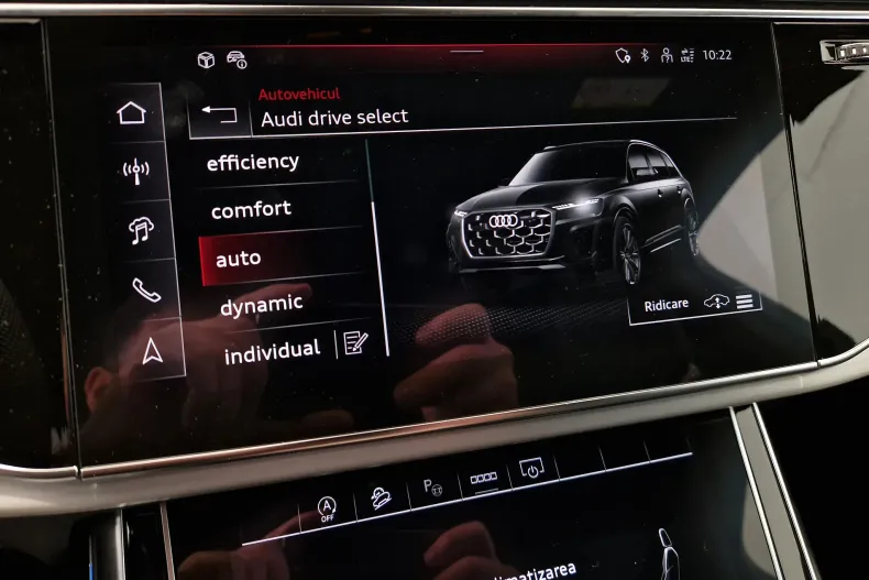 Audi Q7 din 2025 cu 5.000 km - oferta AUD129742 - foto 24