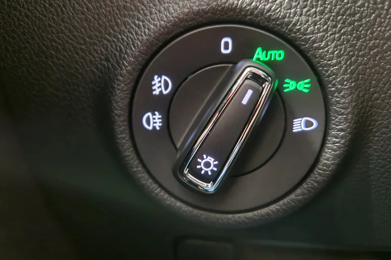 Skoda Superb din 2023 cu 8.070 km - oferta SKO129748 - foto 17