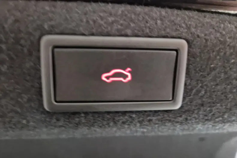 Skoda Superb din 2023 cu 8.070 km - oferta SKO129748 - foto 28