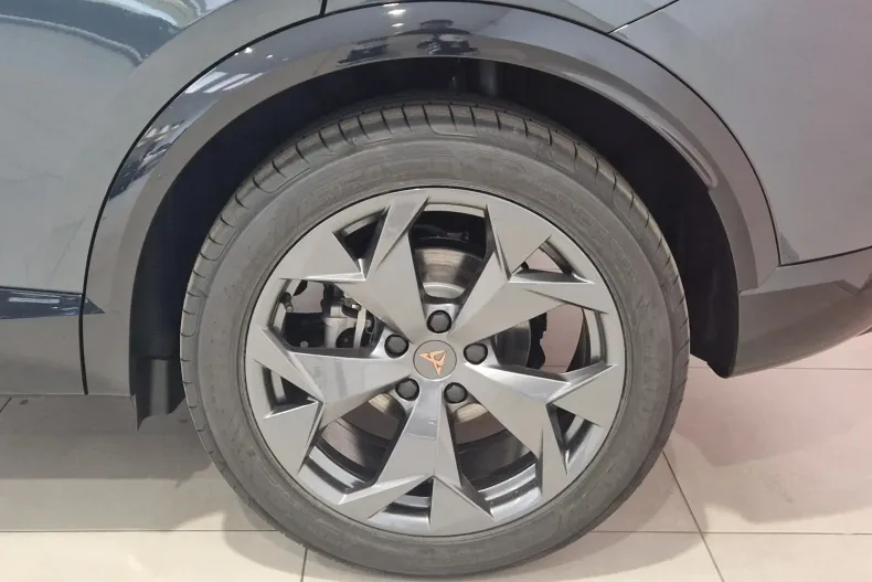 Cupra Formentor din 2025 cu 5.000 km - oferta CUP129750 - foto 10