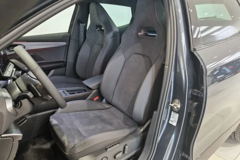 Cupra Formentor din 2025 cu 5.000 km - oferta CUP129750 - foto 11